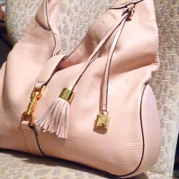 G.I.L.I. Handbags - G.I.L.I Nude Pink Pebble Leather Hobo Bag
